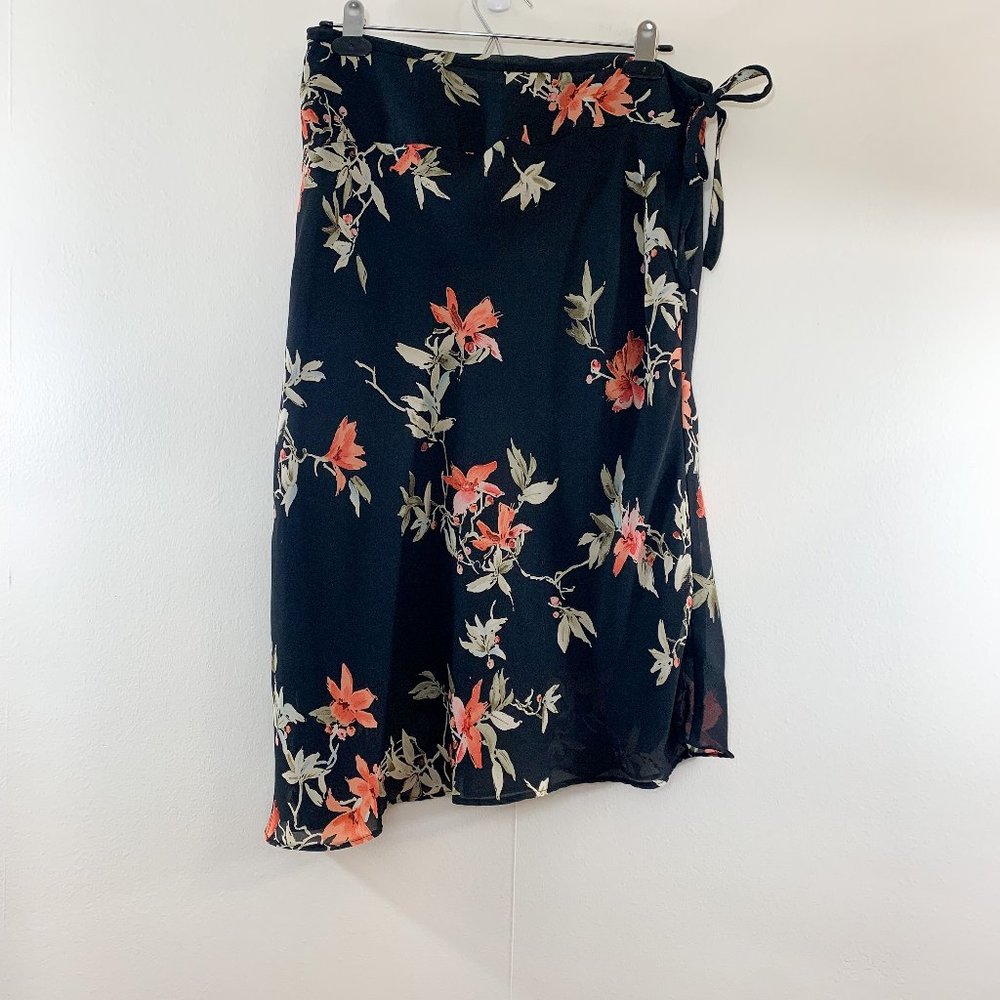 Asymmetrical Flirty Skirt Flowy Floral Like NEW, GNW